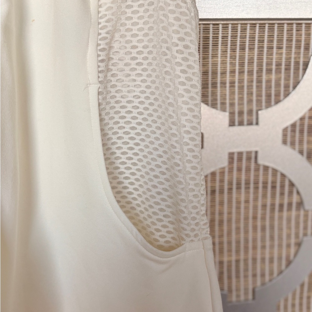 NWT CALIA by Carrie Underwood Cream Sleeveless Top - Picture 3 of 11